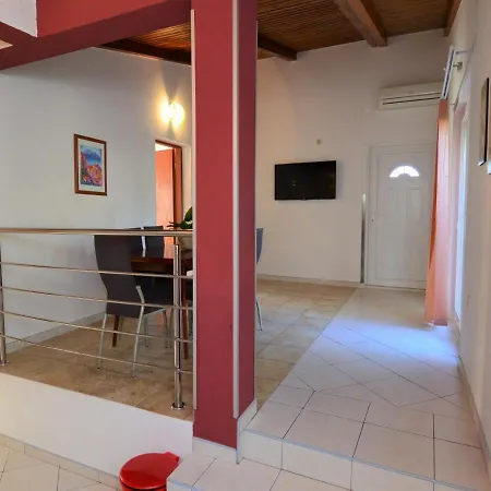 Vakantiehuis Camp Marko-4 By Interhome *